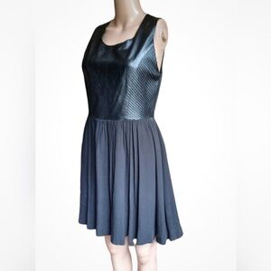 Line&Dot Dress Size 8